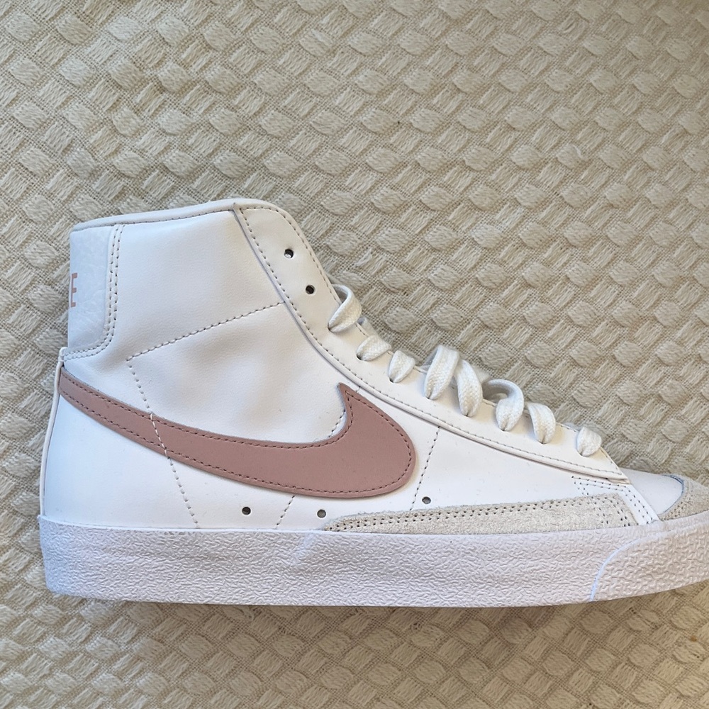 Nike Women's White and Pink High-Top Sneakers